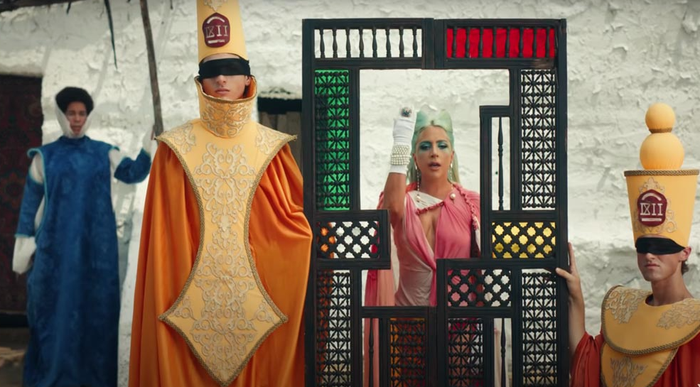 Lady Gaga’dan Parajanov'a saygı